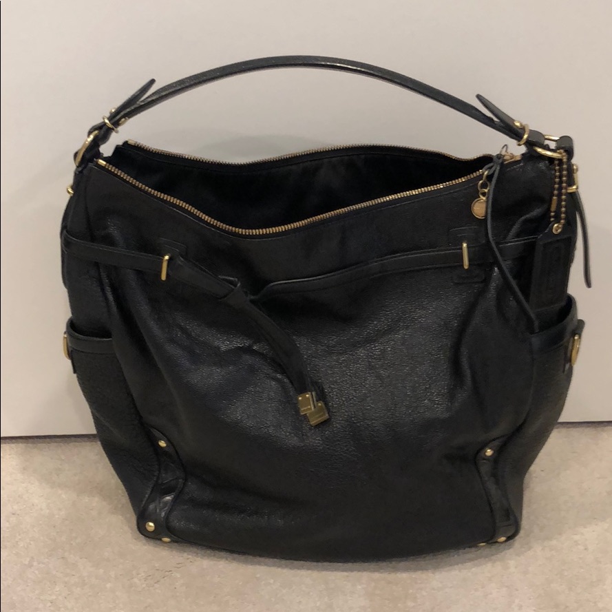 Like New Condition Coach Hobo Bag